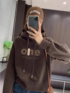 天鹅绒加厚懒惰风格 新风格 宽 为妇女春秋季 卡通字母印花连帽运动衫