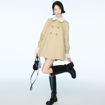 lefame拉飞姆2025秋季新款卡其色蕾丝娃娃领中长款风衣韩范外套女