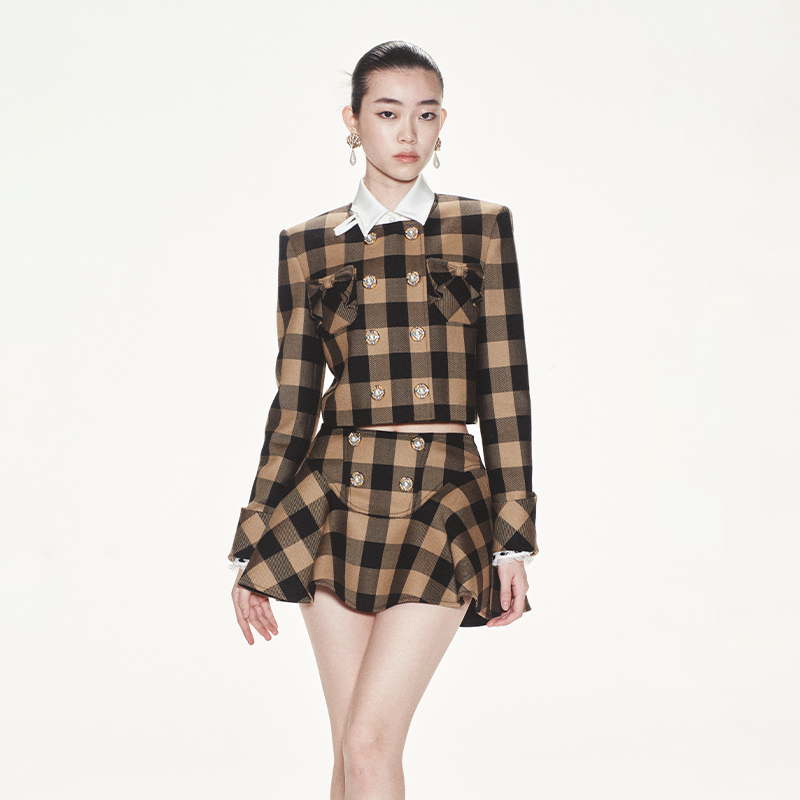 lefame学院风彩钻珍珠外套