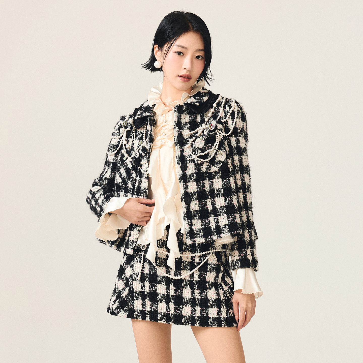 lefame拉飞姆2025冬季新款打揽荷叶边珍珠挂链格纹简约外套上衣女