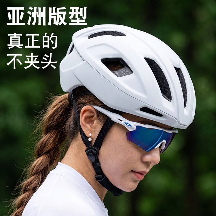 自行车骑行头盔公路车山地车平衡车透气头盔一体成型安全帽带尾灯