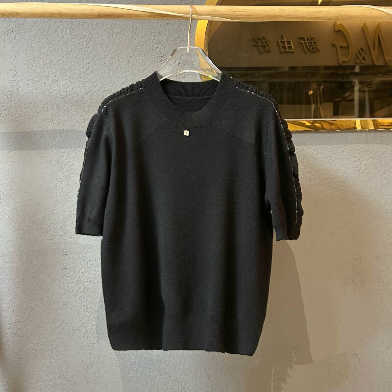 安迪绒黑色圆领短袖女针织衫