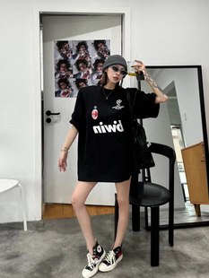 短袖 夏季 潮牌宽松大版 T恤女2025圆领复古足球字母印花中长款 新款