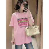 2026夏季 休闲减龄上衣 女圆领易拉罐字母印花T恤中长款 新款 短袖