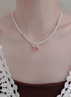 彩色多巴胺摇摇木马珍珠项链女小众简约百搭可爱甜美精致锁骨链