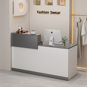现代收银台服装店小型