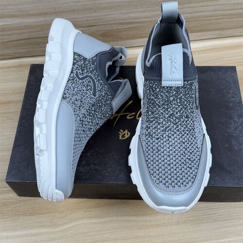 37码潮牌百搭男鞋轻奢潮流新款一脚蹬运动鞋轻奢时尚乐福鞋