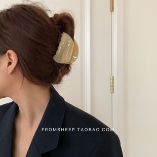韩国半圆醋酸发夹女后脑勺半扎抓夹发量少高级感发抓鲨鱼夹子头饰