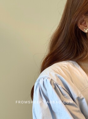 韩系白色小巧蝴蝶耳钉女925纯银针精致耳夹耳扣搭配裙子耳环耳饰