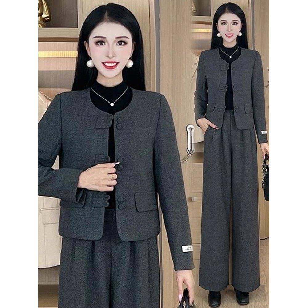 香港代购时尚套装女秋冬新款显瘦新中式盘扣外套阔腿裤保暖两件套