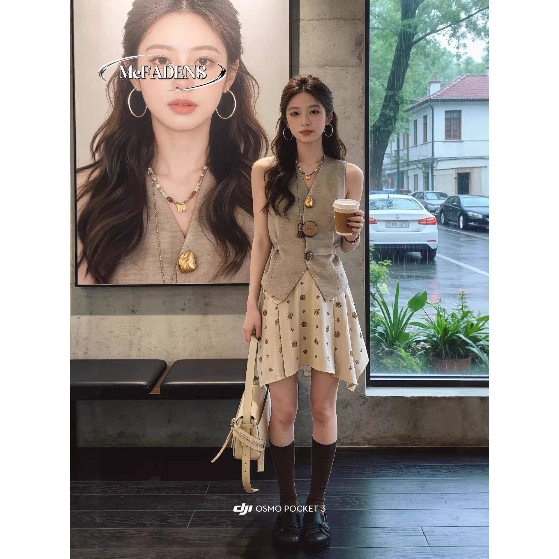 香港夏季一整套大码胖mm马甲上衣碎花半身短裙超火独特漂亮套装女