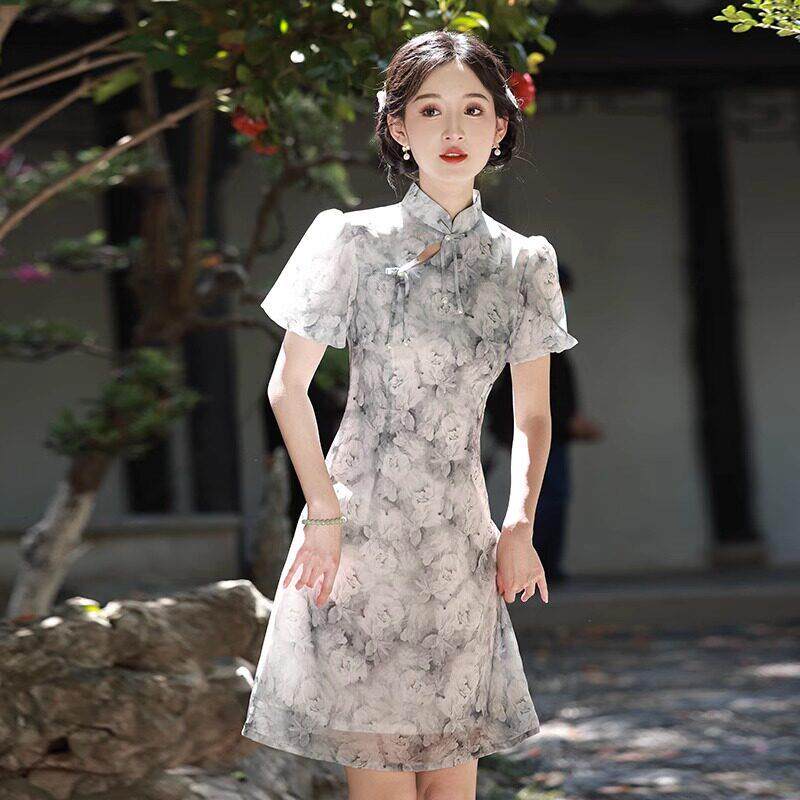 新中式碎花旗袍连衣裙夏季新款2026改良年轻款少女小个子短款高贵