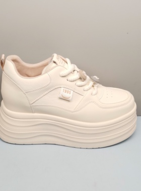 春秋新款板鞋女红蜻蜓正品BQ62003141时尚休闲厚底增高小白鞋女单