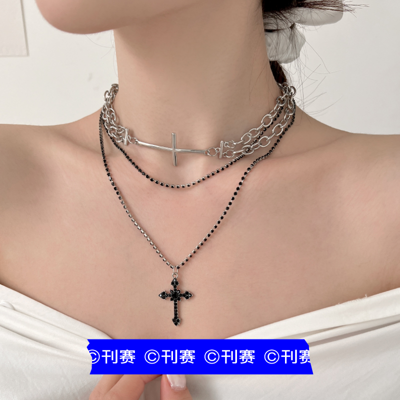 辣妹个性多层叠戴重工暗黑锁骨链