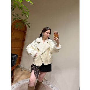 进口皮毛一体鹅绒服宽松版 美一MEIYI 特价 奶白色挽袖 外套女 短款