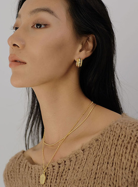 英国GLITTER STELLA 经典罗马编织纹理C型简约耳环