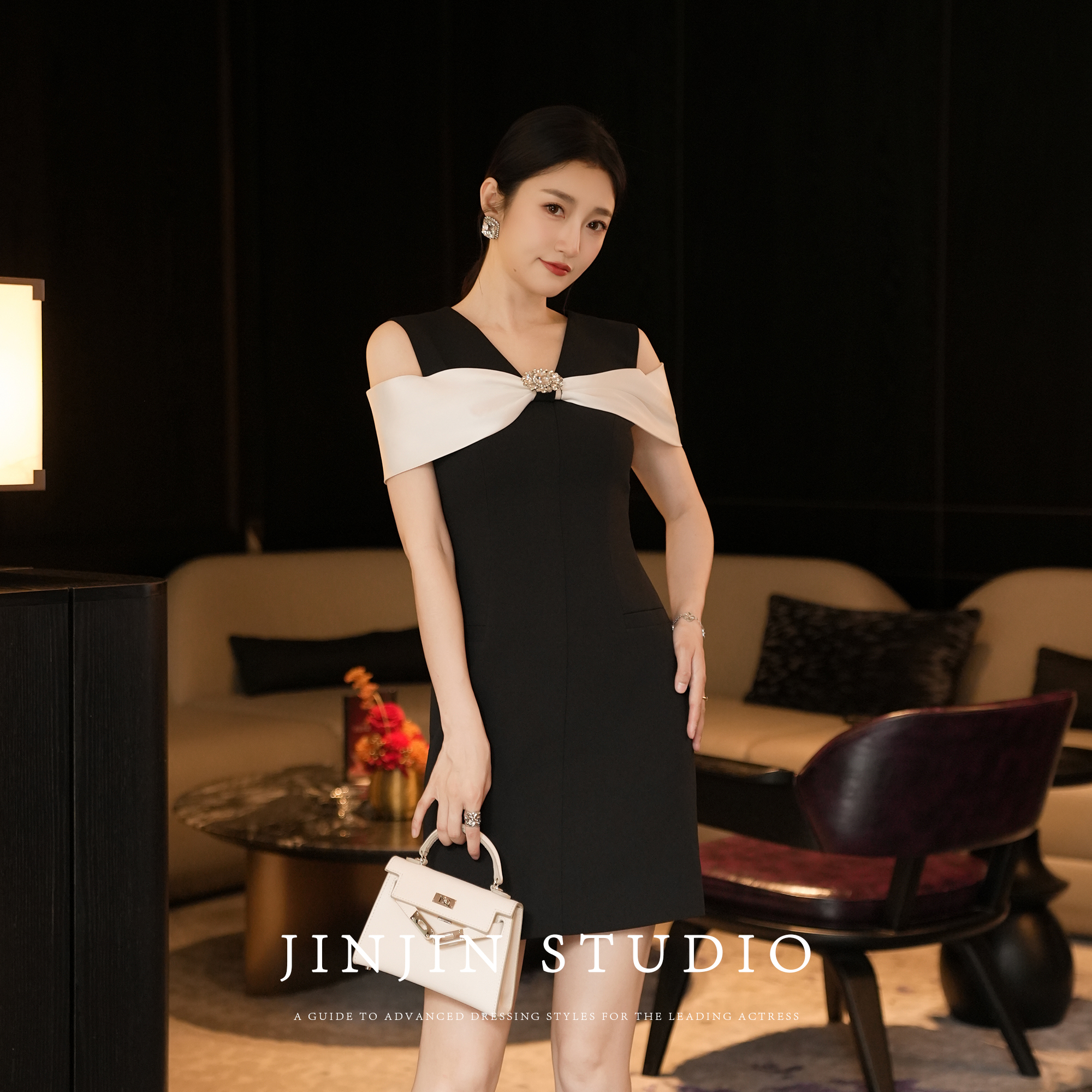 款洋气时尚度假风时尚显瘦连衣裙