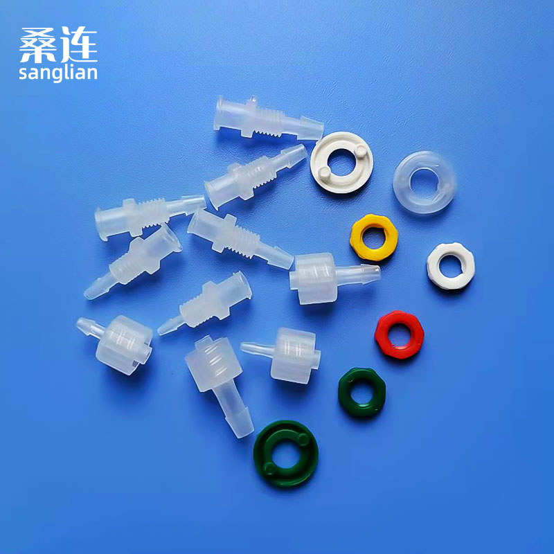 黑色鲁尔穿板过墙接头公母直通