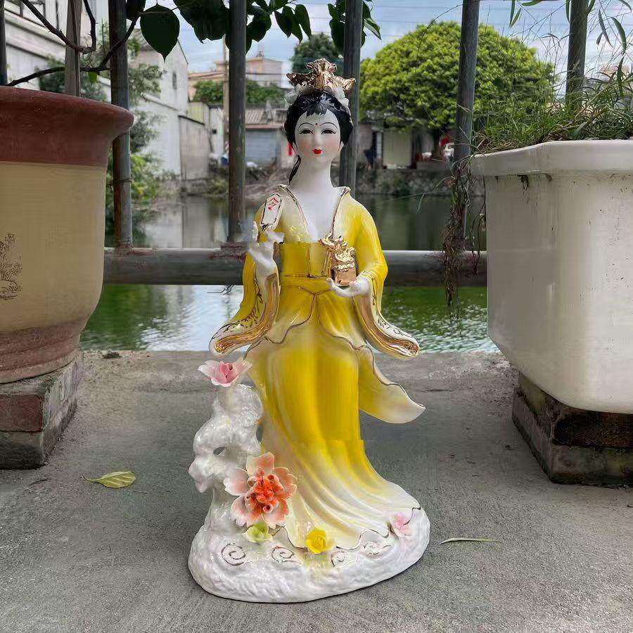 陶瓷提花篮仙女像拿花仙子