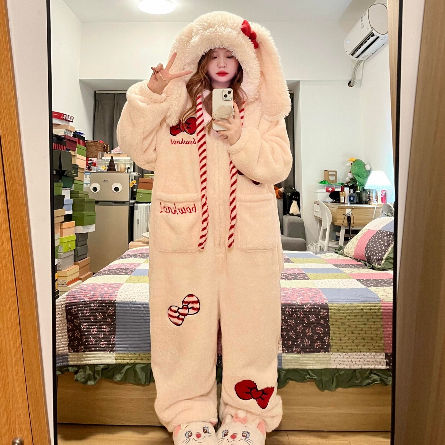 蝴蝶结可爱连体睡衣女生大兔耳朵
