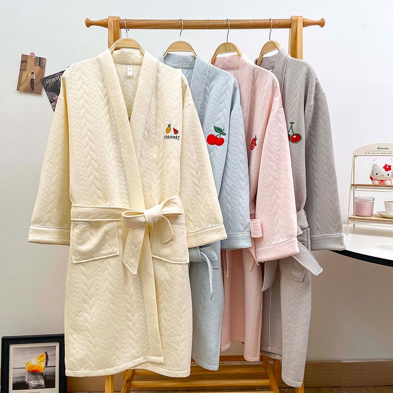 网红风空气棉夹层秋冬季新款口袋简约甜美系带睡袍女加厚保暖浴袍