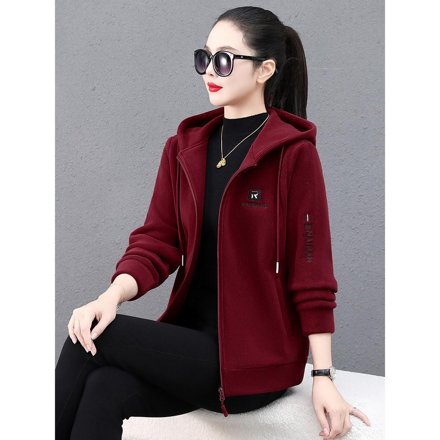 中老年双面奥粒绒加绒加厚卫衣女士秋冬新款连帽上衣时尚保暖外套