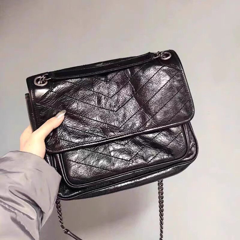 头层油蜡牛皮女链条腋下单肩斜挎