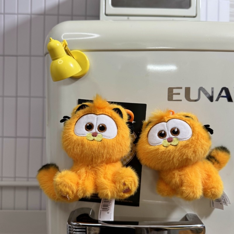 创意可爱加菲猫毛绒公仔冰箱贴动漫磁吸洞洞板入户门装饰磁力贴,家居饰品,冰箱贴,淘宝优惠券,粉丝福利购,淘宝优惠卷