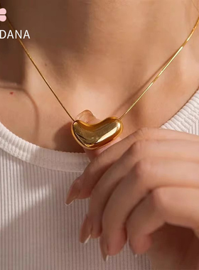 立体心形爱心吊坠蛇骨链项链钛钢18K镀金轻奢感锁骨链ins极简风