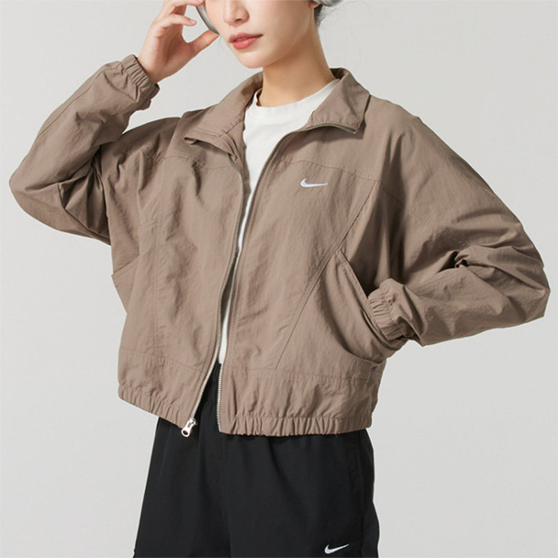 nike耐克女装春季立领梭织夹克刺绣拉链运动休闲外套HJ1000-233