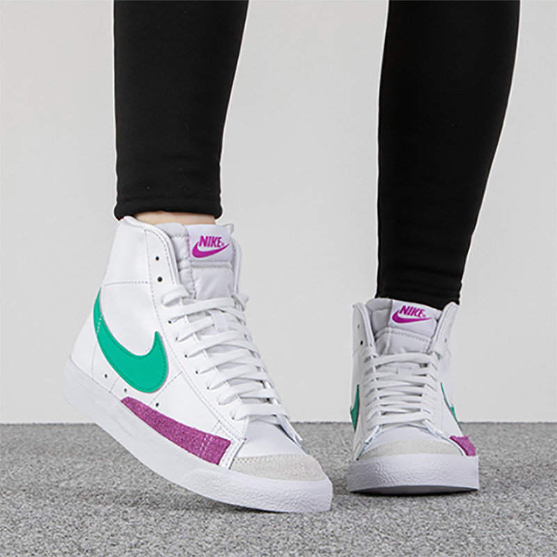 耐克/Nike女高帮百搭休闲板鞋