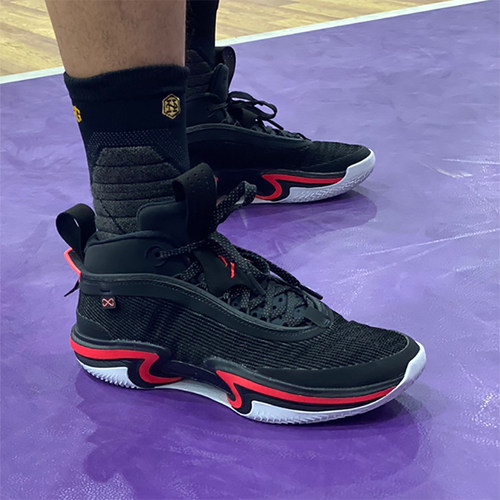 耐克男子系带休闲运动篮球鞋