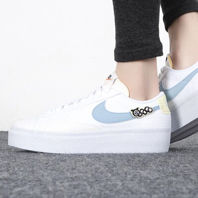 Nike耐克耐磨女系带经典板鞋