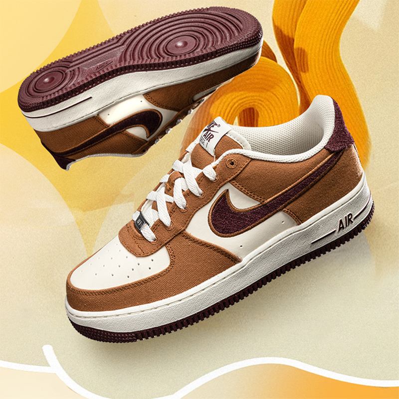 耐克系带女子低帮休闲运动板鞋