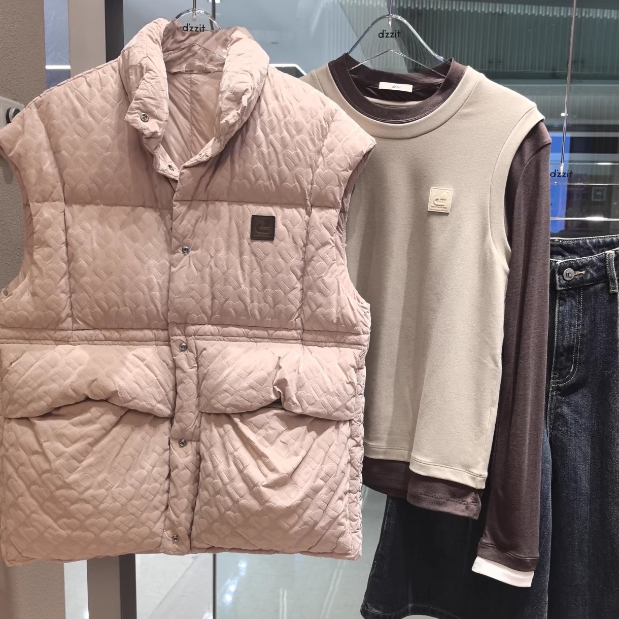 3J4K108吊牌2195小地素dzzit专柜正品2025冬女士羽绒马甲