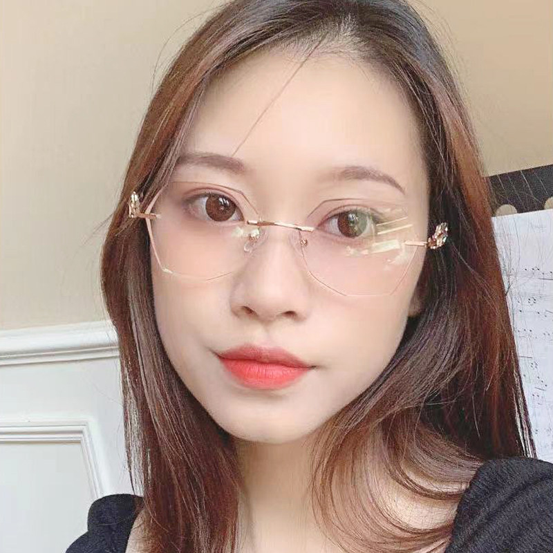 网红款无框近视眼镜女防蓝光有度数大脸显瘦素颜韩版可配近视散光_虎窝淘