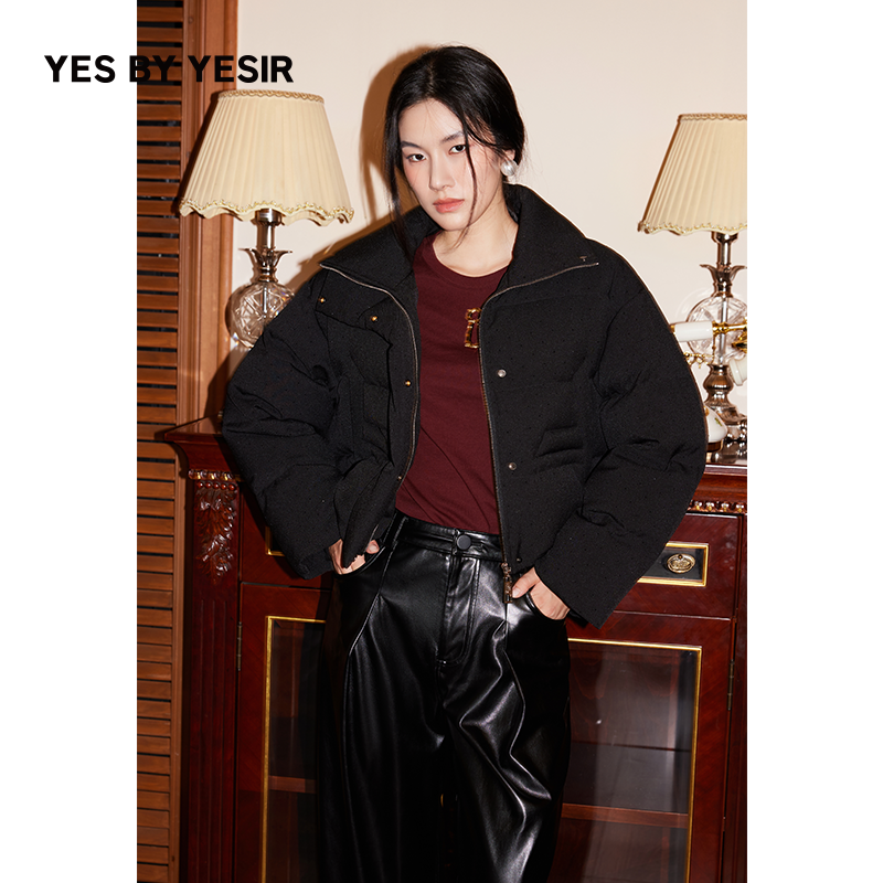 设计师极夜烫钻短羽绒服