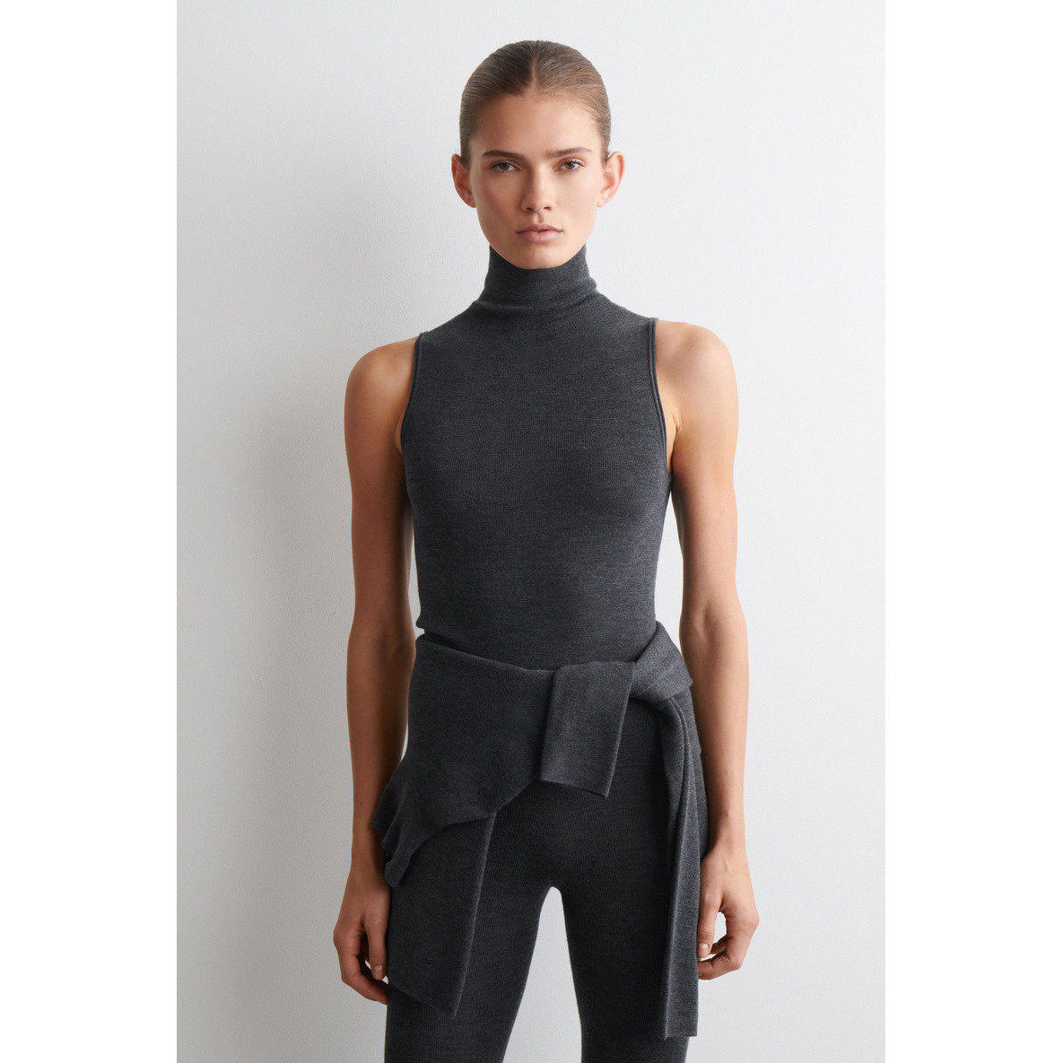 CS女装 修身版型羊毛无袖高领上衣深灰色2026春季新品1319331001,女装/女士精品,毛针织衫,淘宝优惠券,粉丝福利购,淘宝优惠卷