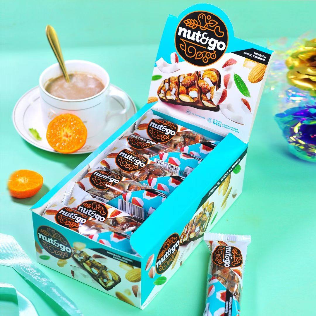 俄罗斯进口椰片扁桃仁坚果巧克力棒健身代餐零食年货糖果能量棒