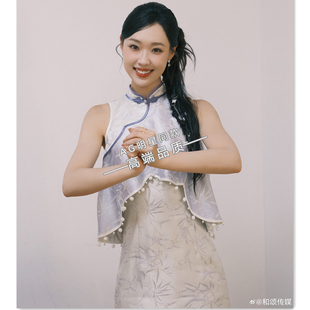 2026管乐马年春晚同款新中式国风旗袍连衣裙盘扣印花长裙子礼服女