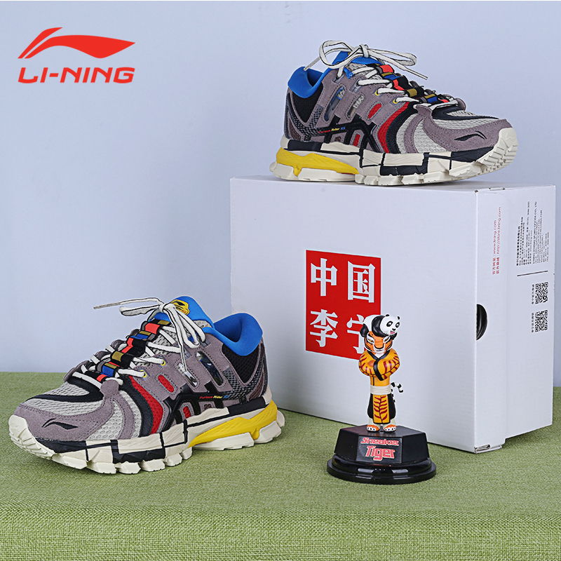 李宁巴黎时装周李宁走秀款烈骏ACE女子跑步减震休闲运动鞋ARZN004