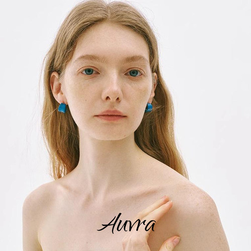 Auvra复古风彩色珐琅轻耳环