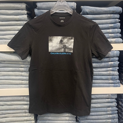 CK男士纯棉立体印花圆领短袖T恤