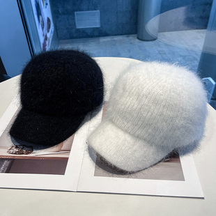 2025新款兔毛混纺棒球帽男女秋冬保暖百搭显脸小鸭舌帽毛茸茸帽子