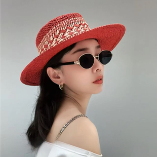 2026新款李小璐同款红色平檐草编帽子女夏季出游拍照遮阳防晒草帽