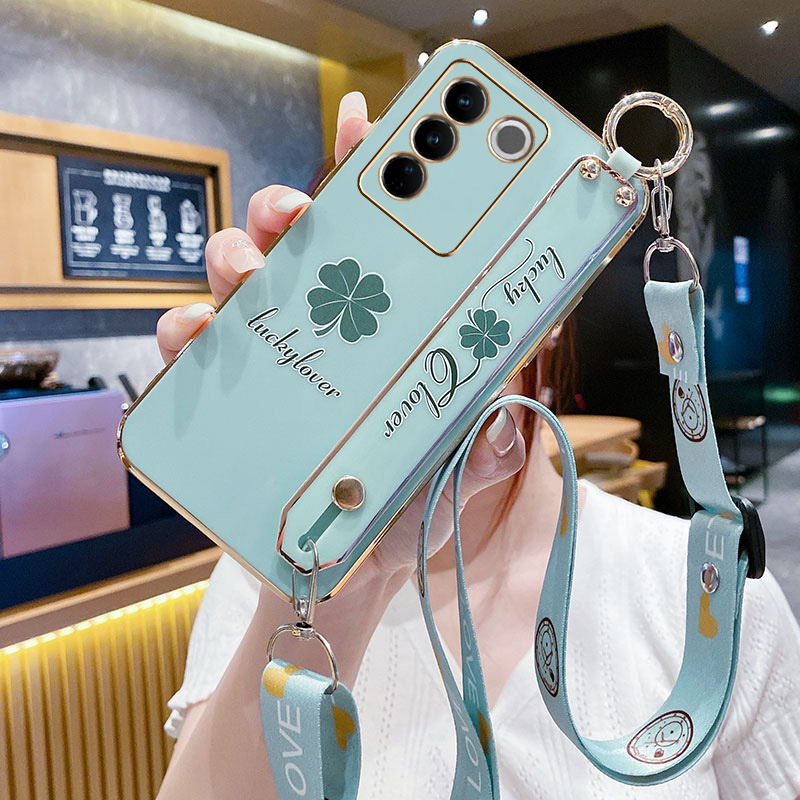 vivoS16手机壳四叶草腕带