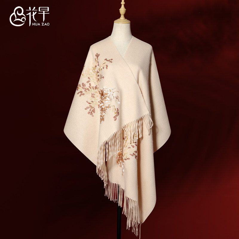 围巾女冬季2025新款羊毛刺绣保暖围脖披肩送妈妈生日礼物礼盒中秋