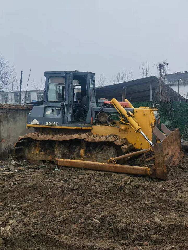 4月29日六安山推牌SD16TL推土机2017年款网络拍卖公告