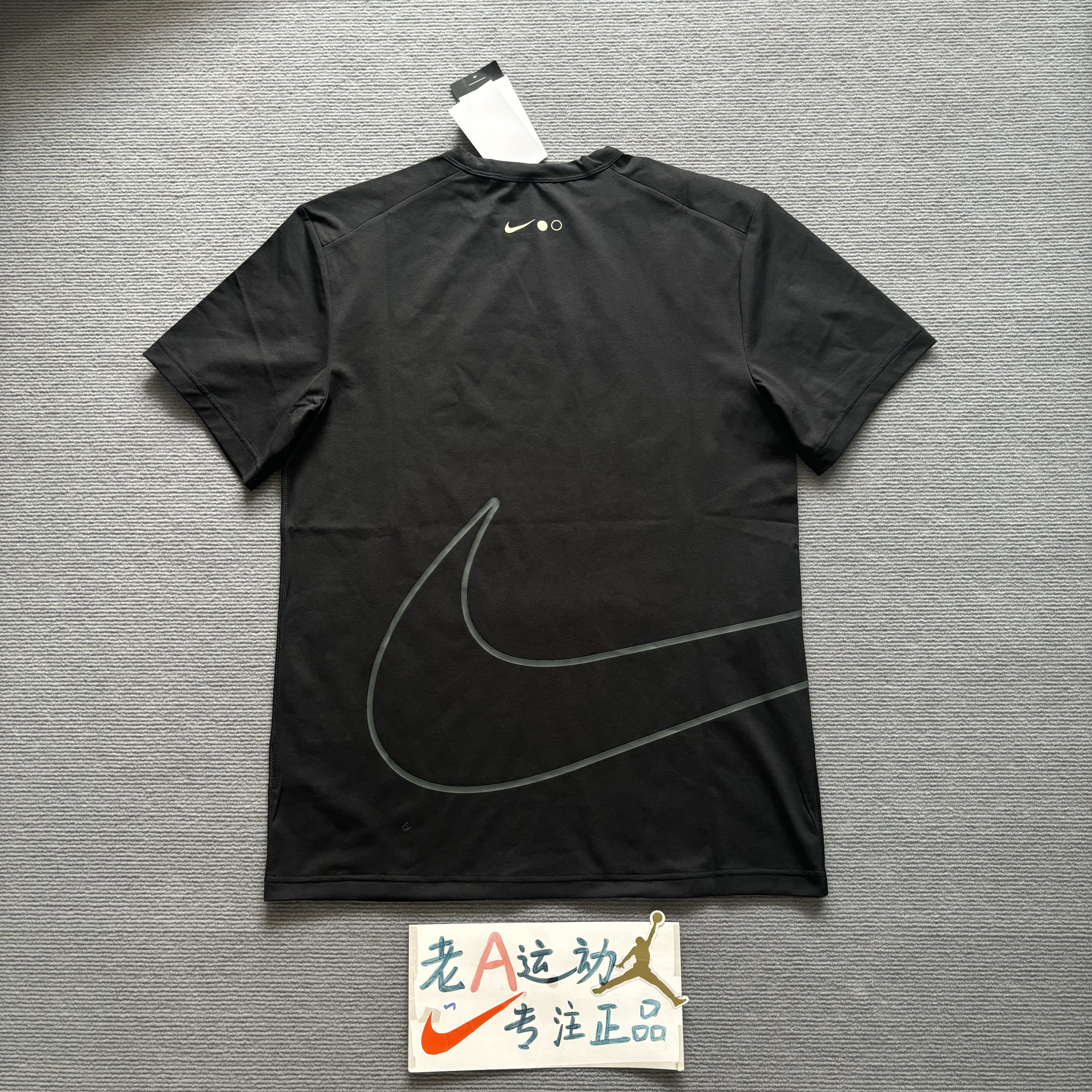 Nike/耐克 男子夏季新款运动休闲防晒速干短袖T恤上衣HF4635-010