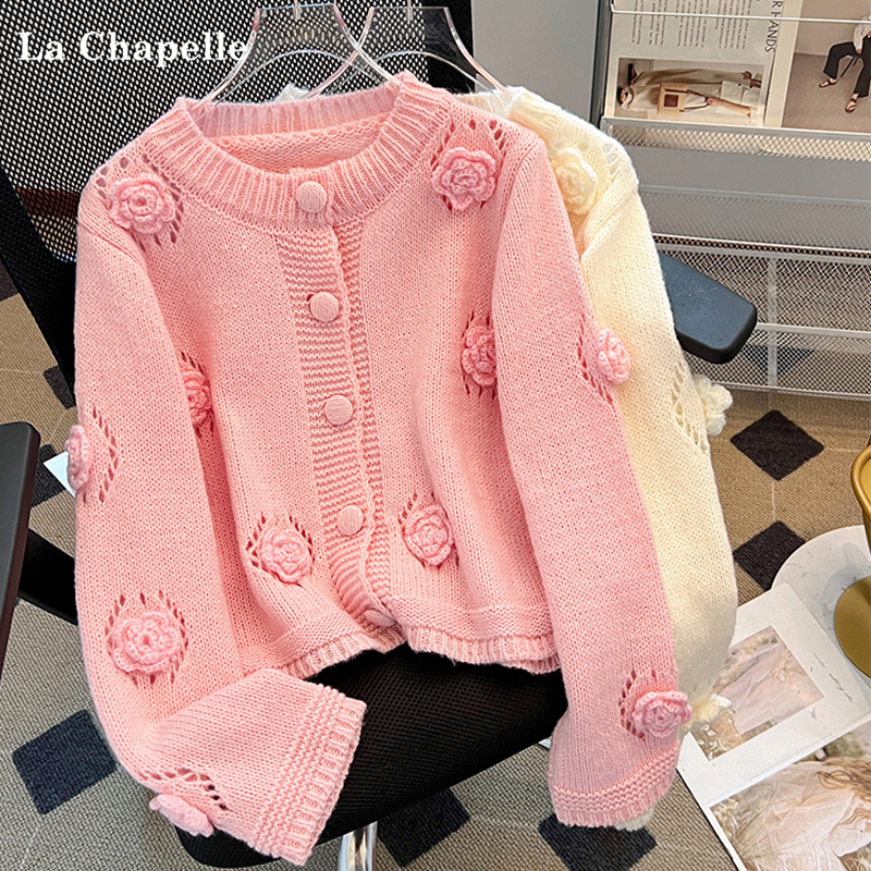 拉夏贝尔/La Chapelle甜美软糯时尚立体花朵镂空宽松开衫毛衣上衣